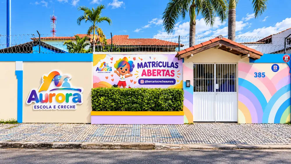 Fachada da Creche Escola Aurora no Parque Manibura